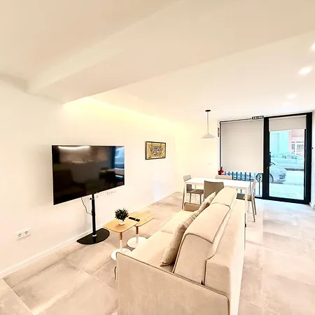 Apartment Modern Near Nou Mestalla & Metro *